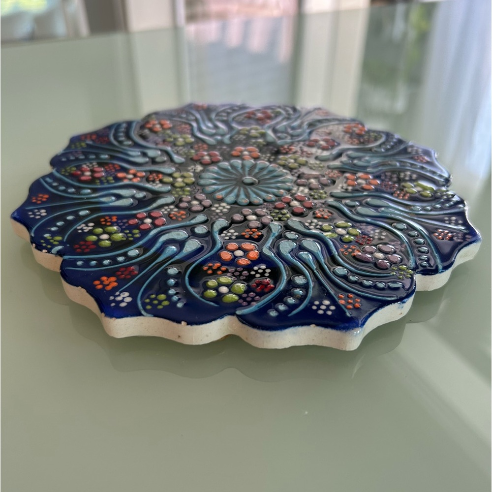 Iznek Hand-Painted Turkish Ceramic Trivet - Istanbul Artistry 7"